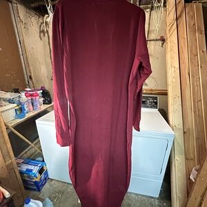 Elegant Burgundy Long Sleeve Dress